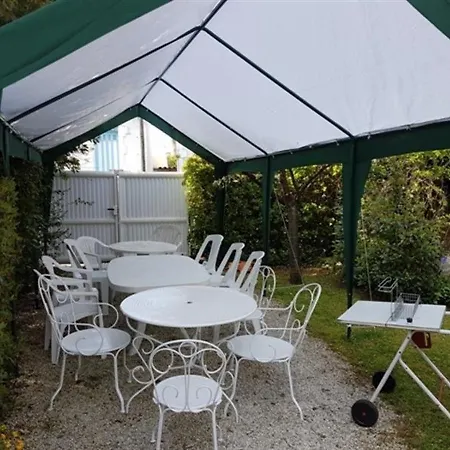 House Grande Proche Du Marche De Hébergement de vacances Royan