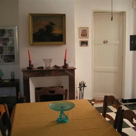 House Grande Proche Du Marche De * Royan