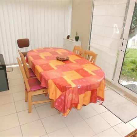House Grande Proche Du Marche De Hébergement de vacances